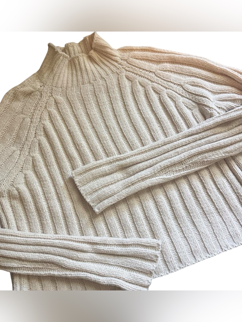 ❤️American Eagle Women’s Cream Ribbed Minimalist Fall Turtleneck Sweater | M
